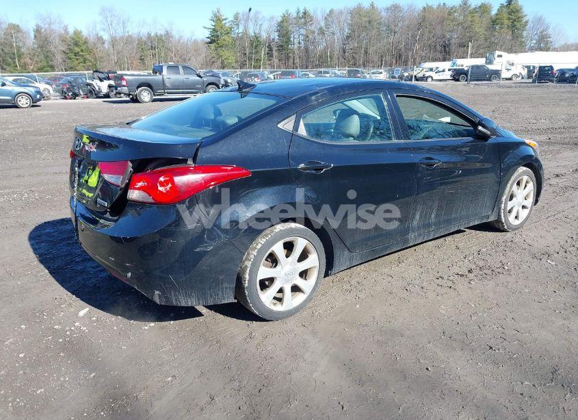 Photo 4 of 2013 Hyundai Elantra LIMITED (VIN 5NPDH4AE5DH380232)