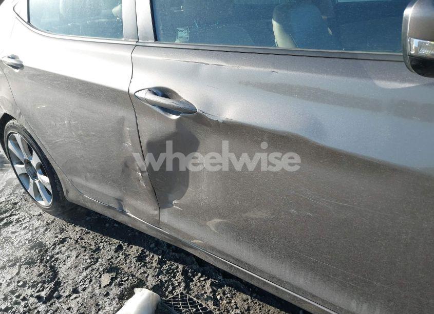 Photo 13 of 2013 Hyundai Elantra LIMITED (VIN 5NPDH4AE5DH395278)