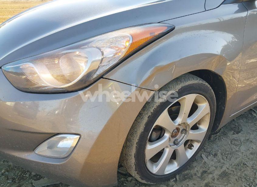Photo 6 of 2013 Hyundai Elantra LIMITED (VIN 5NPDH4AE5DH395278)