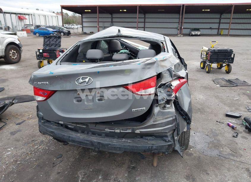 Photo 16 of 2013 Hyundai Elantra LIMITED (VIN 5NPDH4AE5DH397340)