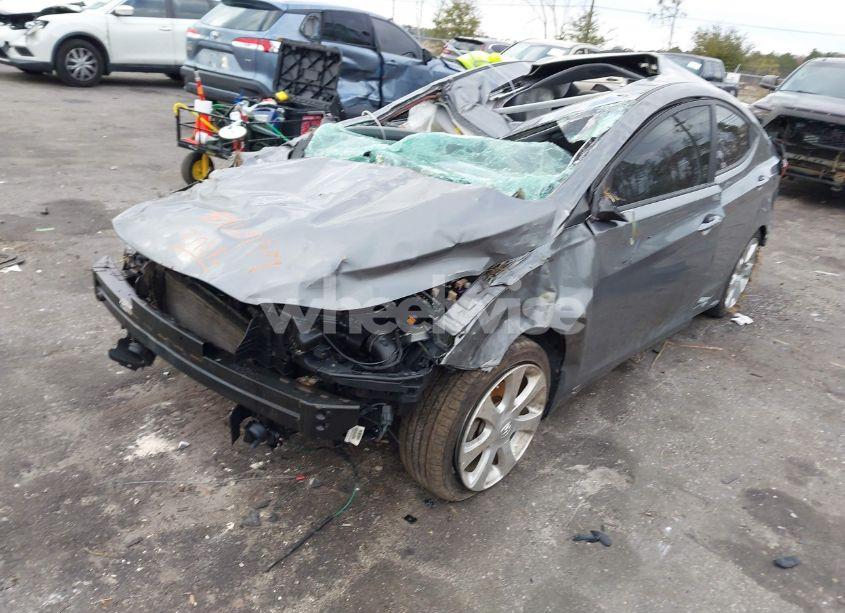 Photo 2 of 2013 Hyundai Elantra LIMITED (VIN 5NPDH4AE5DH397340)