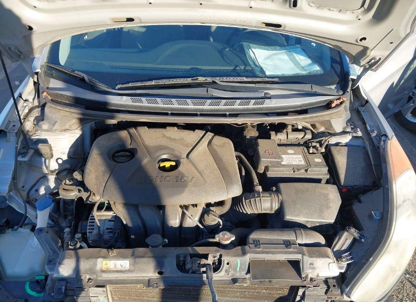 Photo 10 of 2013 Hyundai Elantra GLS (VIN 5NPDH4AE5DH401337)