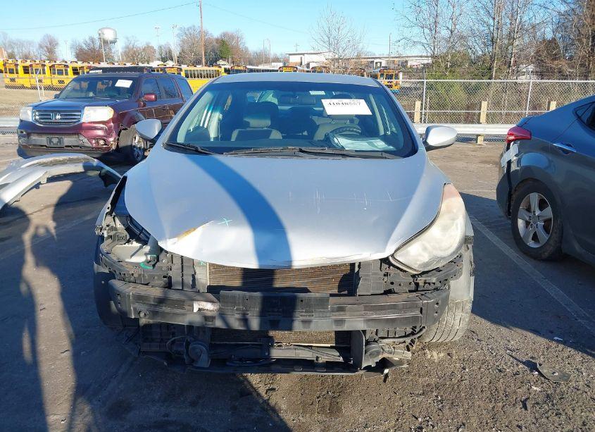 Photo 13 of 2013 Hyundai Elantra GLS (VIN 5NPDH4AE5DH401337)