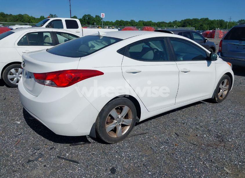 Photo 4 of 2013 Hyundai Elantra GLS (VIN 5NPDH4AE5DH403217)