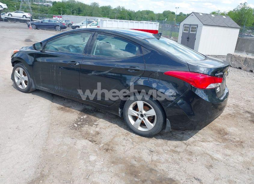 Photo 3 of 2013 Hyundai Elantra GLS (VIN 5NPDH4AE5DH416419)