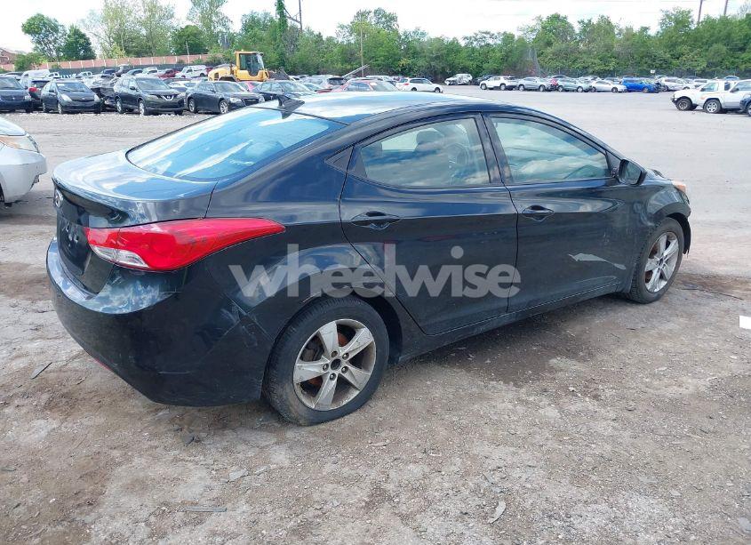 Photo 4 of 2013 Hyundai Elantra GLS (VIN 5NPDH4AE5DH416419)