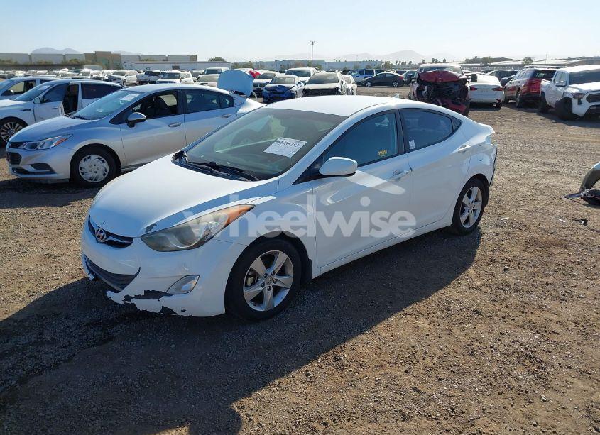 Photo 2 of 2013 Hyundai Elantra GLS (VIN 5NPDH4AE5DH423063)