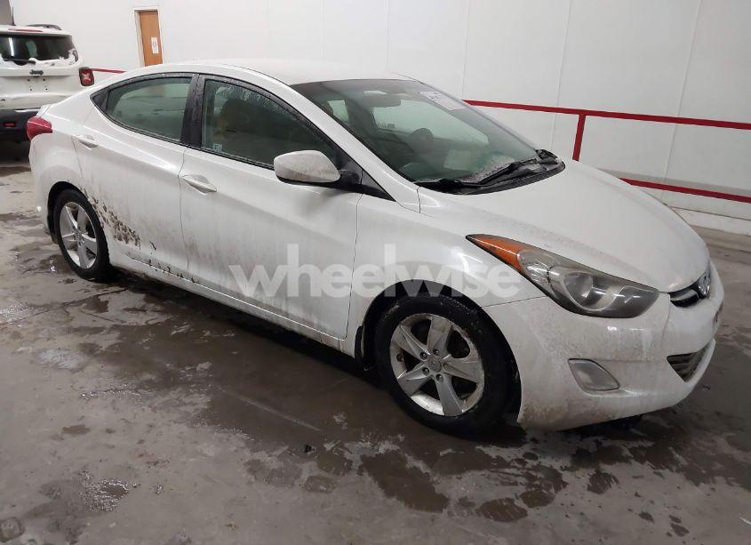 2013 Hyundai Elantra GLS (VIN 5NPDH4AE5DH426223) main photo