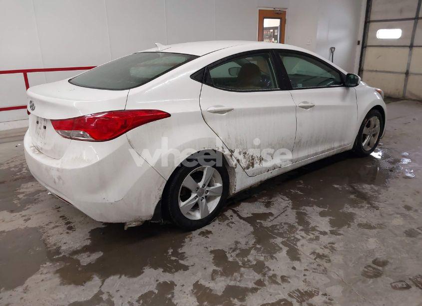 Photo 4 of 2013 Hyundai Elantra GLS (VIN 5NPDH4AE5DH426223)