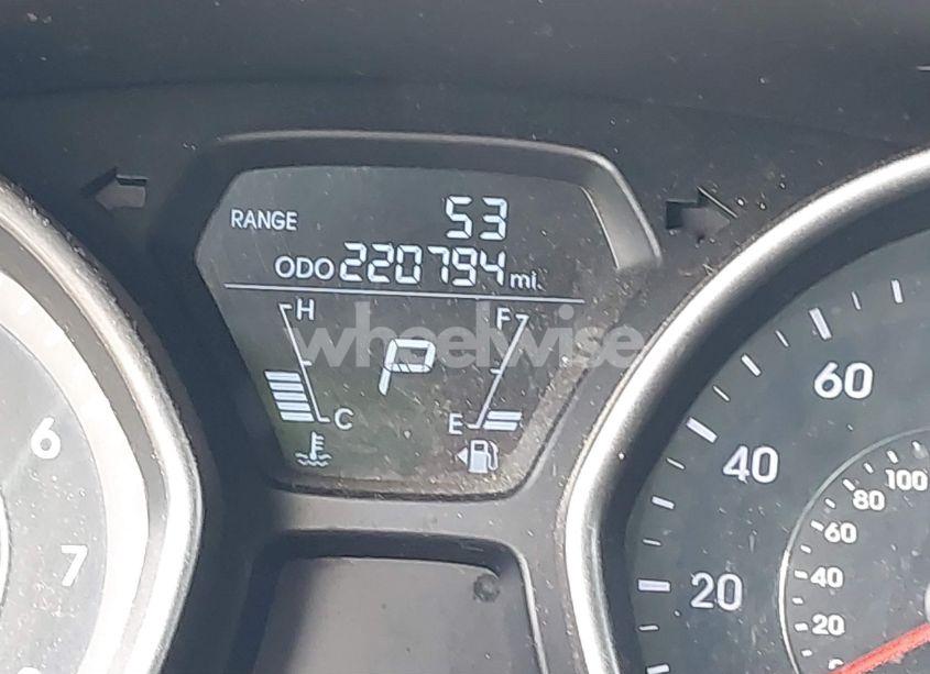 Photo 15 of 2013 Hyundai Elantra GLS (VIN 5NPDH4AE5DH428604)