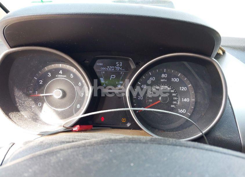 Photo 7 of 2013 Hyundai Elantra GLS (VIN 5NPDH4AE5DH428604)