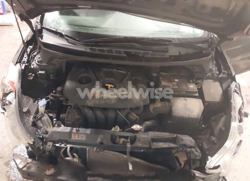 Photo 10 of 2013 Hyundai Elantra GLS (VIN 5NPDH4AE5DH432989)