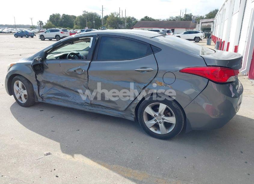 Photo 3 of 2013 Hyundai Elantra GLS (VIN 5NPDH4AE5DH433690)