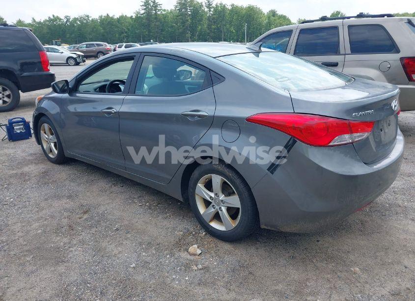 Photo 3 of 2013 Hyundai Elantra GLS (VIN 5NPDH4AE5DH449064)