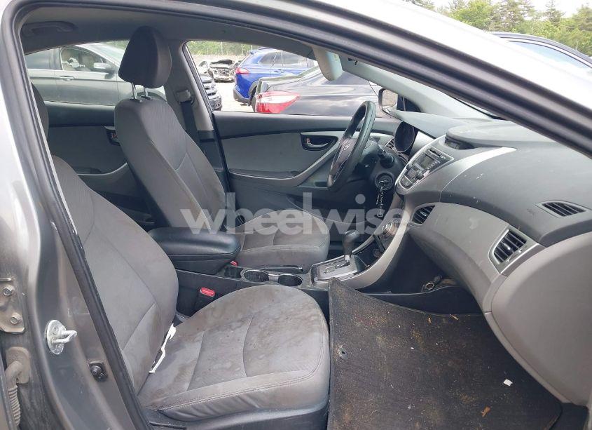 Photo 5 of 2013 Hyundai Elantra GLS (VIN 5NPDH4AE5DH449064)