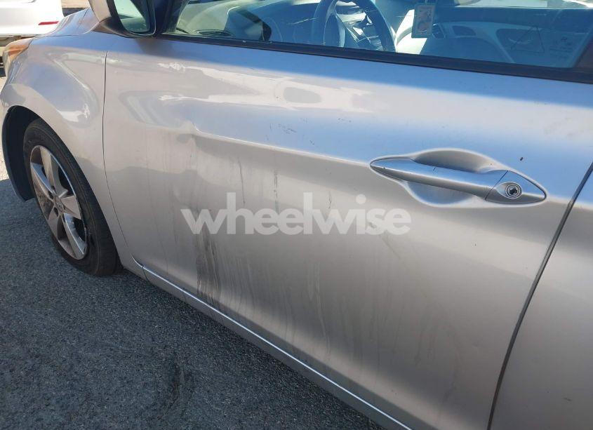 Photo 12 of 2013 Hyundai Elantra GLS (VIN 5NPDH4AE5DH453809)