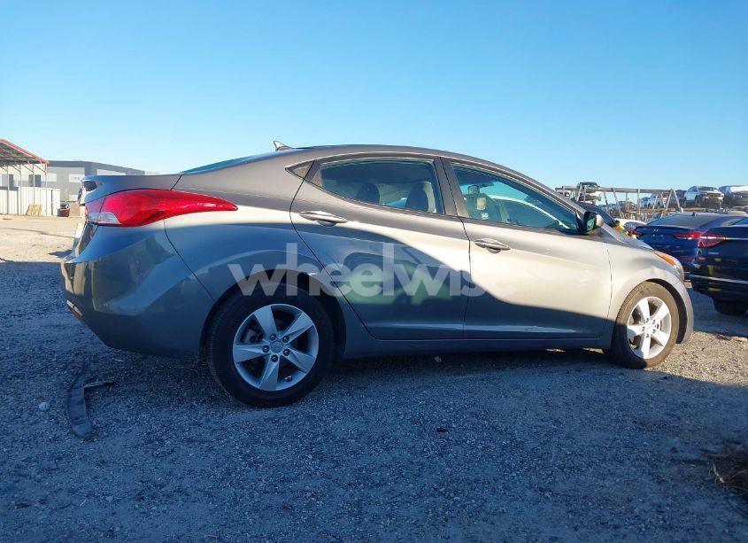 Photo 13 of 2013 Hyundai Elantra GLS (VIN 5NPDH4AE5DH454605)