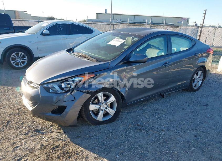 Photo 2 of 2013 Hyundai Elantra GLS (VIN 5NPDH4AE5DH454605)