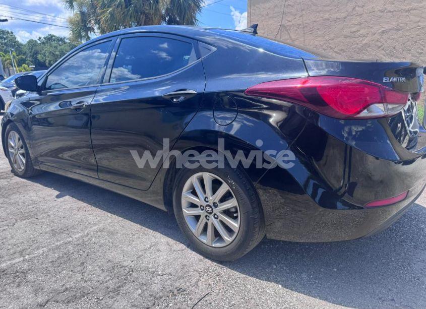 Photo 3 of 2014 Hyundai Elantra SE (VIN 5NPDH4AE5EH479926)