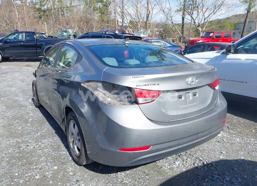 Photo 3 of 2014 Hyundai Elantra SE (VIN 5NPDH4AE5EH482146)