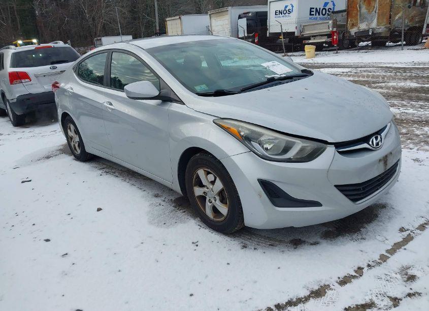 2014 Hyundai Elantra SE (VIN 5NPDH4AE5EH487752) main photo