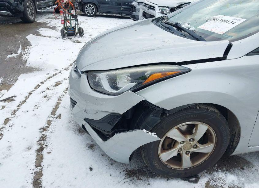 Photo 12 of 2014 Hyundai Elantra SE (VIN 5NPDH4AE5EH487752)