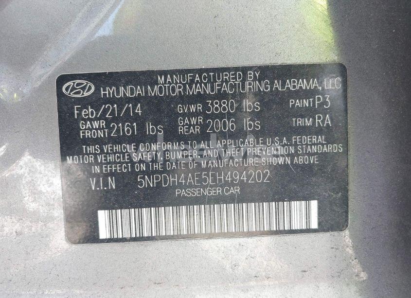 Photo 9 of 2014 Hyundai Elantra SE (VIN 5NPDH4AE5EH494202)