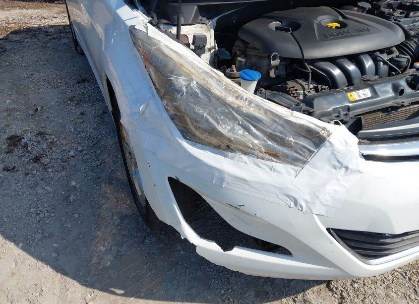 Photo 6 of 2014 Hyundai Elantra SE (VIN 5NPDH4AE5EH504162)