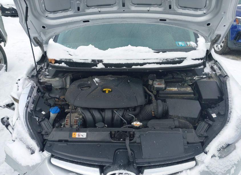 Photo 10 of 2014 Hyundai Elantra SE (VIN 5NPDH4AE5EH504243)