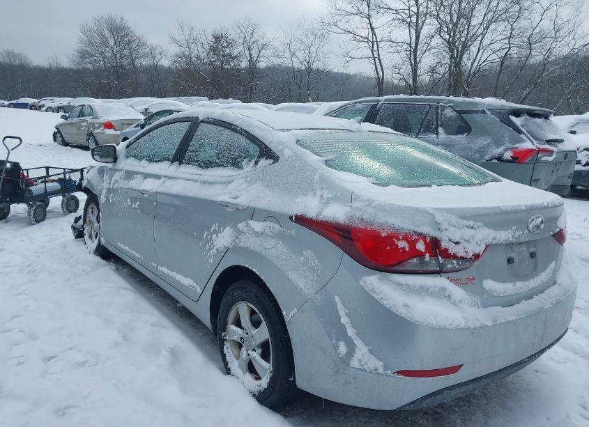 Photo 3 of 2014 Hyundai Elantra SE (VIN 5NPDH4AE5EH504243)