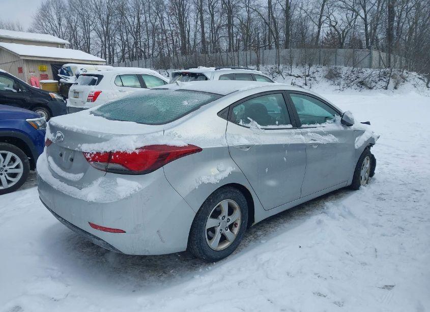 Photo 4 of 2014 Hyundai Elantra SE (VIN 5NPDH4AE5EH504243)