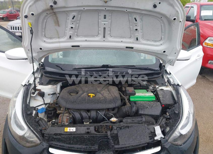 Photo 10 of 2014 Hyundai Elantra SE (VIN 5NPDH4AE5EH505635)