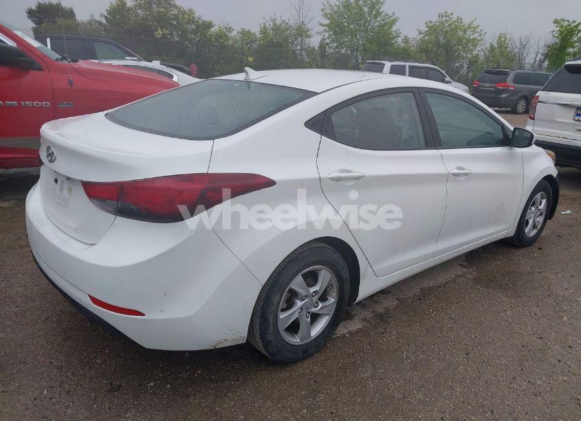 Photo 4 of 2014 Hyundai Elantra SE (VIN 5NPDH4AE5EH505635)