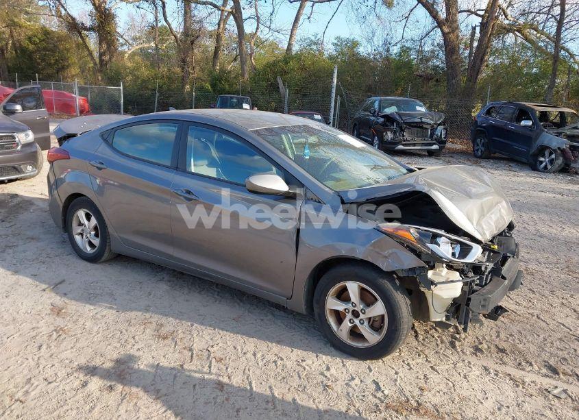 2014 Hyundai Elantra SE (VIN 5NPDH4AE5EH509409) main photo