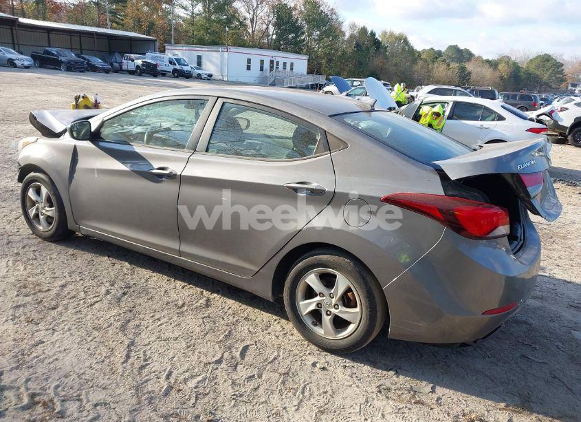 Photo 3 of 2014 Hyundai Elantra SE (VIN 5NPDH4AE5EH509409)