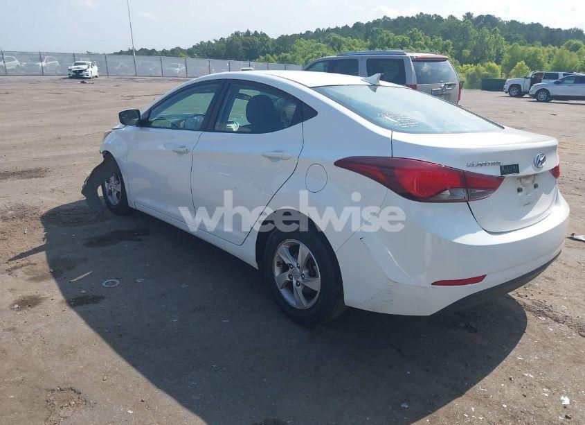 Photo 3 of 2014 Hyundai Elantra SE (VIN 5NPDH4AE5EH525528)