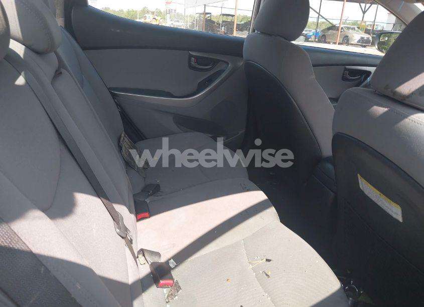 Photo 8 of 2014 Hyundai Elantra SE (VIN 5NPDH4AE5EH525528)