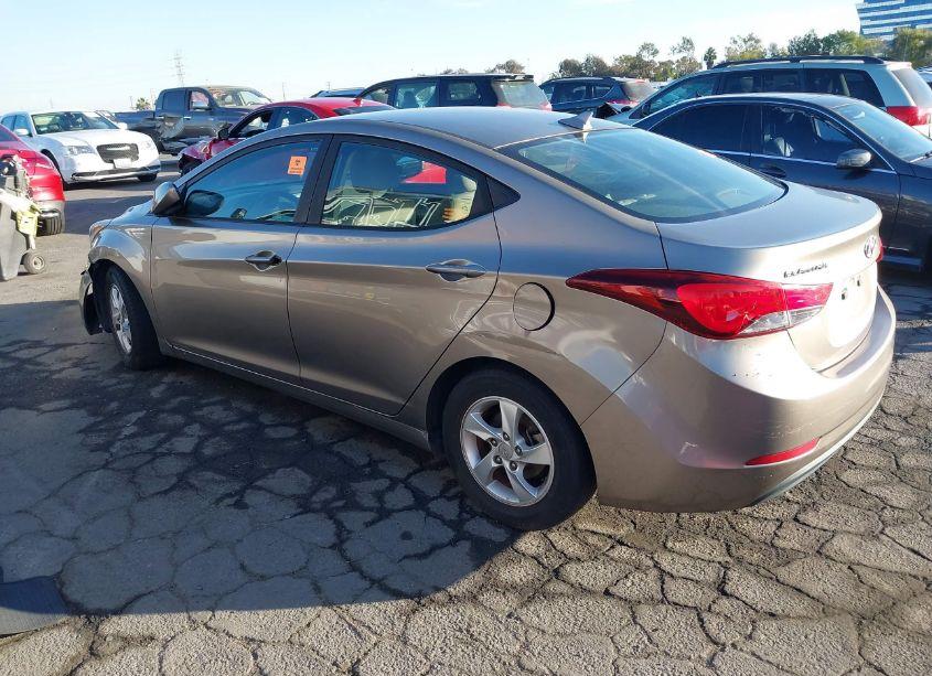 Photo 3 of 2014 Hyundai Elantra SE (VIN 5NPDH4AE5EH528395)
