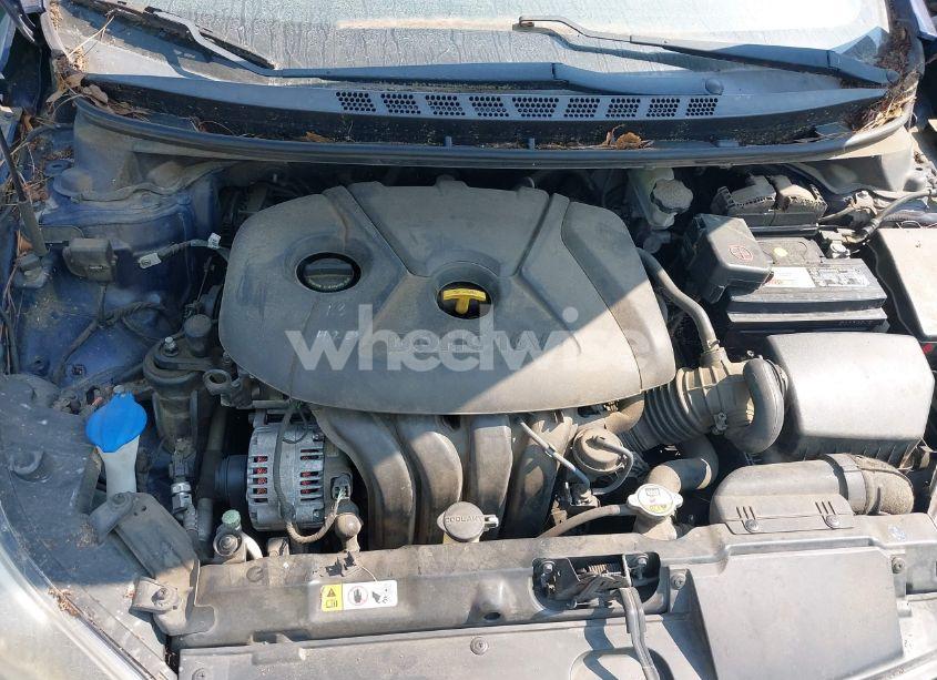 Photo 10 of 2014 Hyundai Elantra SE (VIN 5NPDH4AE5EH529305)