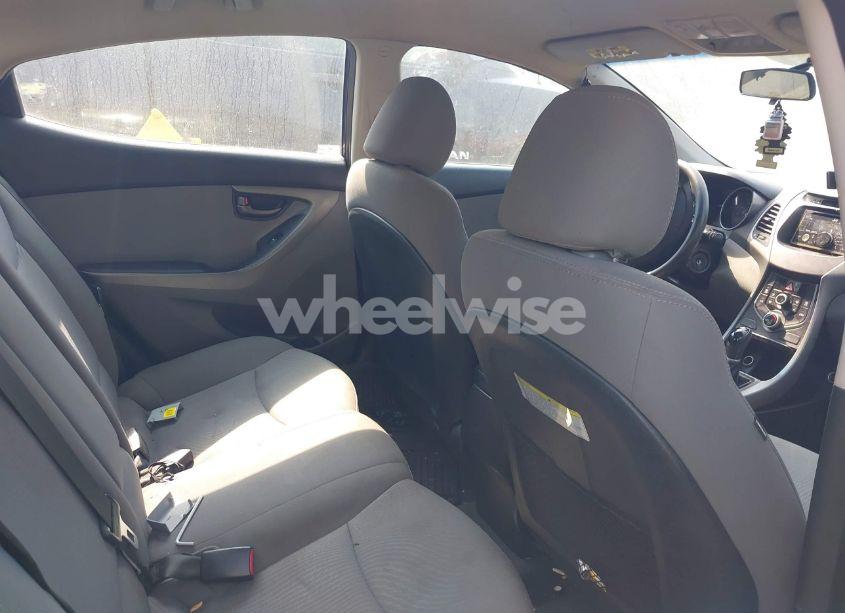 Photo 8 of 2014 Hyundai Elantra SE (VIN 5NPDH4AE5EH529305)