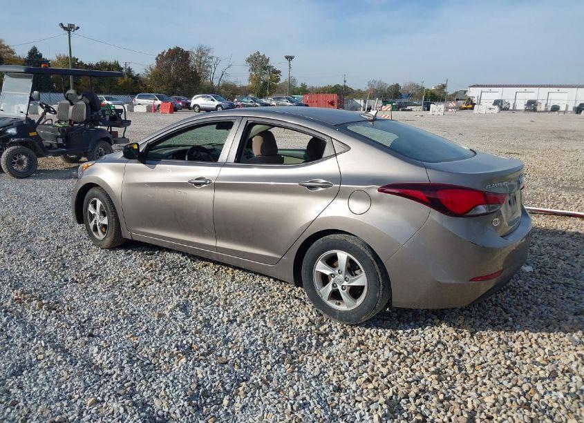 Photo 3 of 2014 Hyundai Elantra SE (VIN 5NPDH4AE5EH530602)