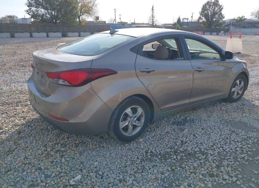 Photo 4 of 2014 Hyundai Elantra SE (VIN 5NPDH4AE5EH530602)