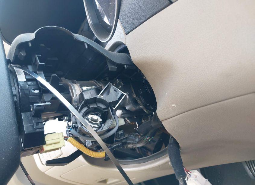 Photo 6 of 2014 Hyundai Elantra SE (VIN 5NPDH4AE5EH530602)