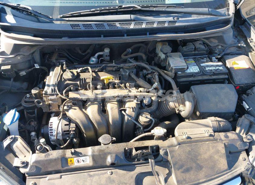 Photo 10 of 2014 Hyundai Elantra SE (VIN 5NPDH4AE5EH531443)