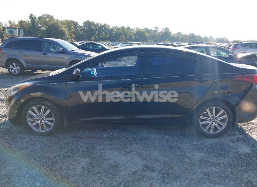 Photo 14 of 2014 Hyundai Elantra SE (VIN 5NPDH4AE5EH531443)