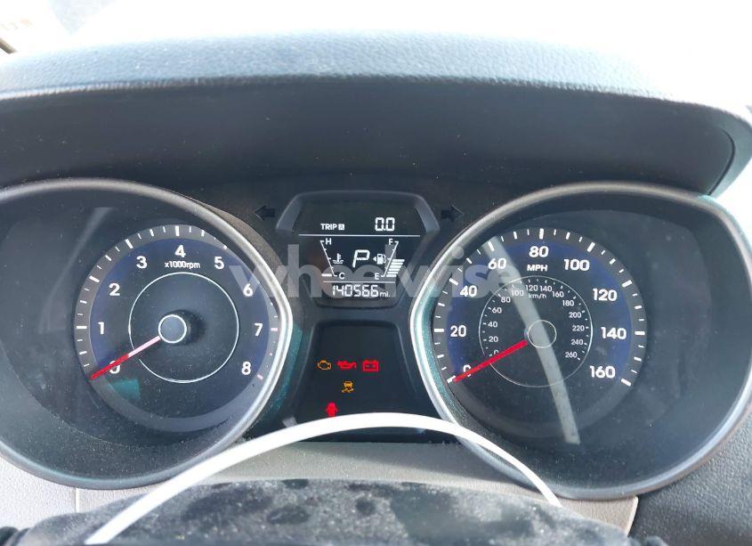 Photo 7 of 2014 Hyundai Elantra SE (VIN 5NPDH4AE5EH531443)