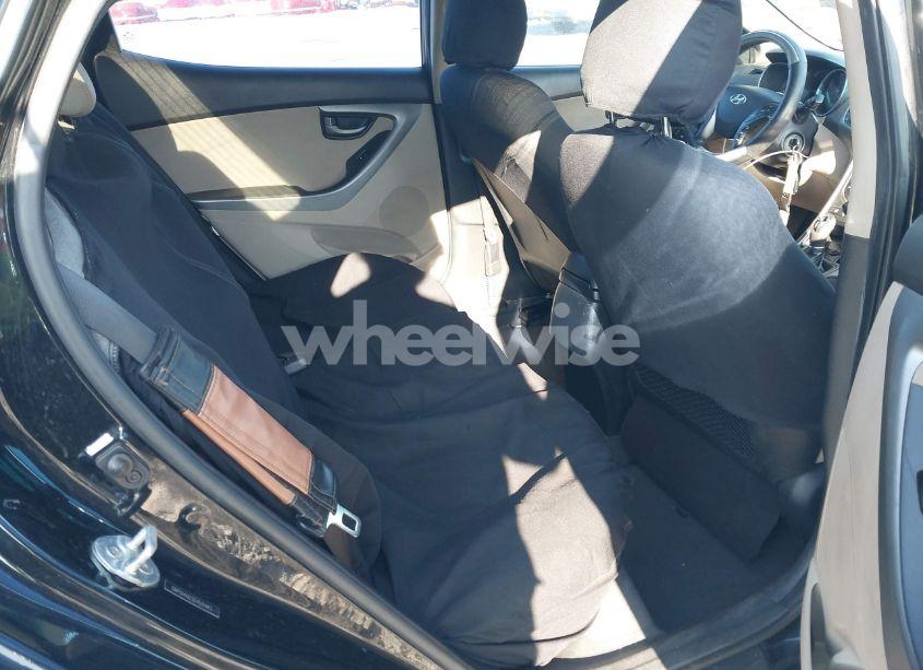 Photo 8 of 2014 Hyundai Elantra SE (VIN 5NPDH4AE5EH531443)