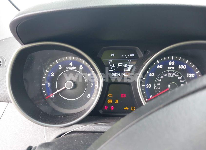 Photo 15 of 2014 Hyundai Elantra LIMITED (VIN 5NPDH4AE5EH535878)