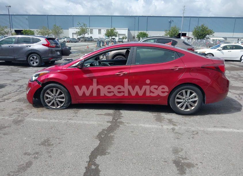 Photo 13 of 2014 Hyundai Elantra SE (VIN 5NPDH4AE5EH537419)