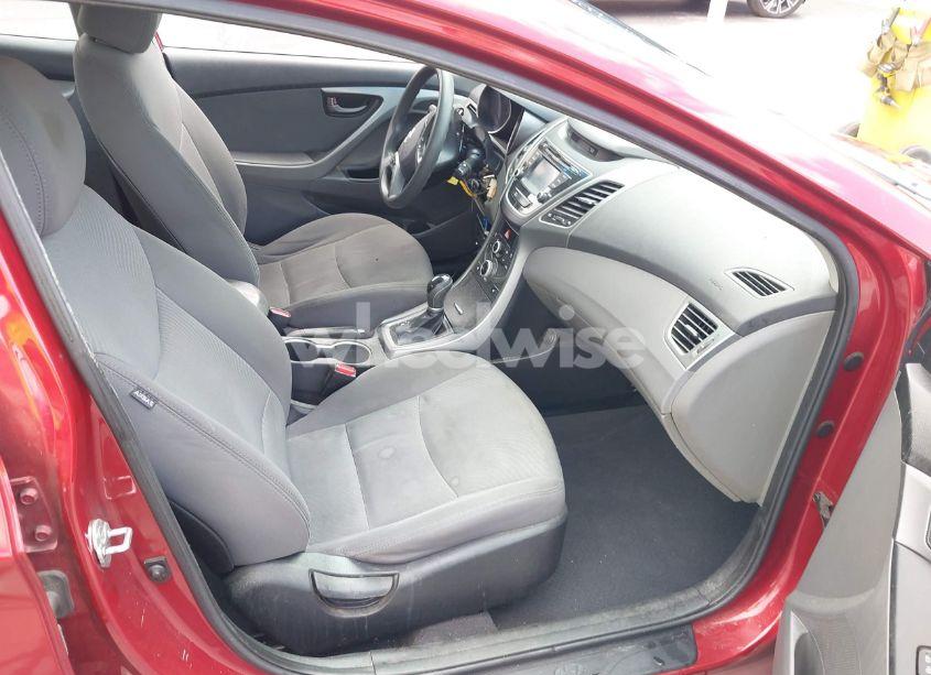 Photo 5 of 2014 Hyundai Elantra SE (VIN 5NPDH4AE5EH537419)